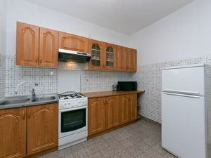 23932073-Ferienwohnung-6-Gradac (Split-Dalmatien)-300x225-5