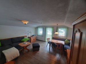 23690361-Ferienwohnung-2-Grän-300x225-1