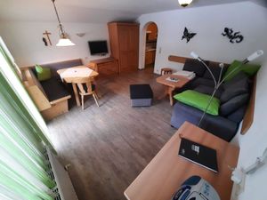 23690361-Ferienwohnung-2-Grän-300x225-2