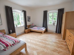 23566853-Ferienwohnung-4-Grafenau-300x225-3