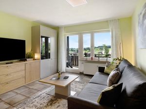 23490564-Ferienwohnung-4-Grafenhausen-300x225-2