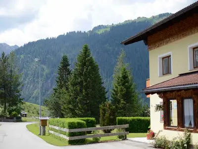 Ferienwohnung für 4 Personen (60 m²) in Haldensee 4/10