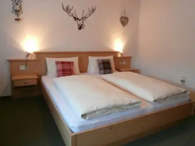 Ferienwohnung für 2 Personen (65 m²) in Grän 3/10