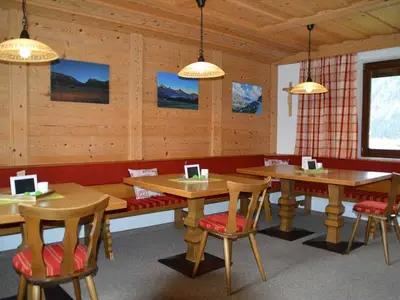 Ferienwohnung für 2 Personen (65 m²) in Grän 4/10