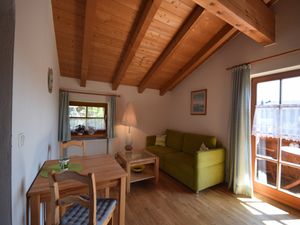 74398-Ferienwohnung-3-Grassau-300x225-4