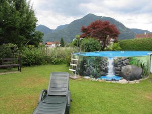 Garten mit Pool