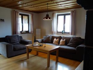 72943-Ferienwohnung-5-Grassau-300x225-1