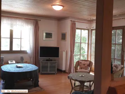 Wohnzimmer im Erdgeschoss