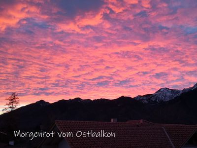 Morgenrot vom Ostbalkon