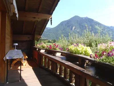 Balkonblick von FeWo auf Schnappenberg und Hochlerch