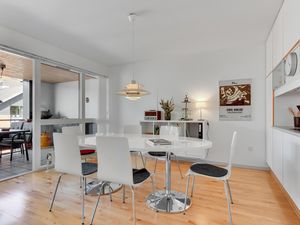 23745938-Ferienwohnung-4-Gråsten-300x225-5