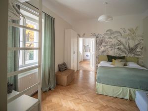 23345084-Ferienwohnung-3-Graz-300x225-0