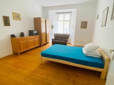 Ferienwohnung für 2 Personen (35 m²) in Graz 1/8