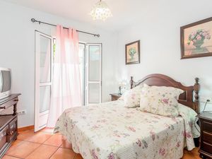 23756669-Ferienwohnung-4-Grazalema-300x225-5