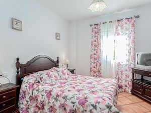 23756665-Ferienwohnung-8-Grazalema-300x225-5