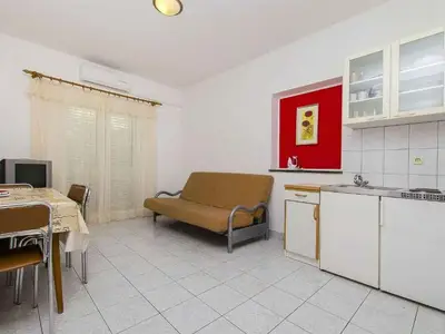 Ferienwohnung für 4 Personen (38 m²) in Grebaštica 2/10