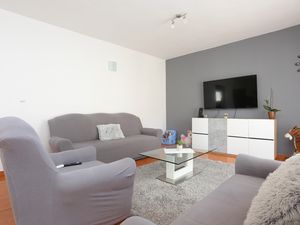 23931166-Ferienwohnung-6-Grebaštica-300x225-2