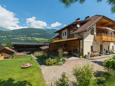 Nebengebäude mit Appartement