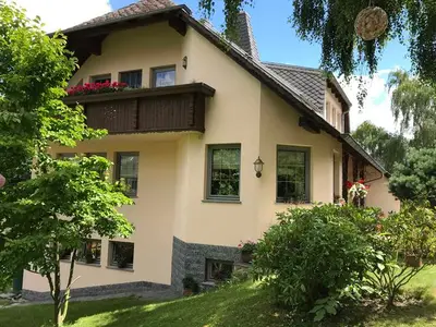 Ferienwohnung für 5 Personen (45 m²) in Greiz 1/10