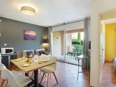 DiningRoom