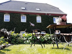 23737499-Ferienwohnung-4-Gresenhorst-300x225-5