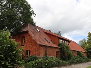 19340066-Ferienwohnung-19-Gressow-300x225-0