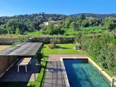 Ferienwohnung für 11 Personen (135 m²) in Grimaud 1/10