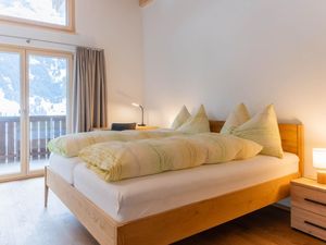 23925033-Ferienwohnung-4-Grindelwald-300x225-5