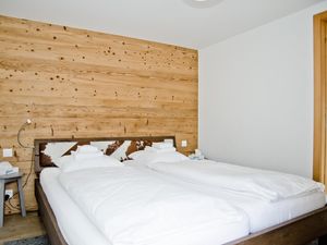 22433529-Ferienwohnung-4-Grindelwald-300x225-5