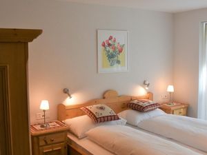 22256023-Ferienwohnung-4-Grindelwald-300x225-1