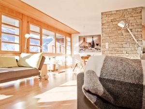 22433541-Ferienwohnung-4-Grindelwald-300x225-3