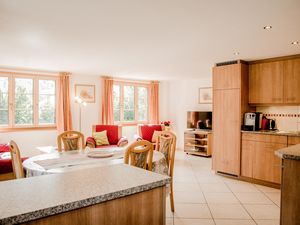 22616315-Ferienwohnung-4-Grindelwald-300x225-3