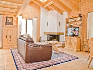 22471059-Ferienwohnung-4-Grindelwald-300x225-0