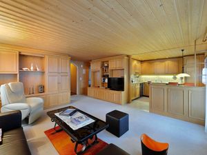 22955127-Ferienwohnung-4-Grindelwald-300x225-3