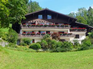 23851251-Ferienwohnung-5-Grindelwald-300x225-1