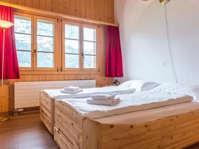 Schlafzimmer 2