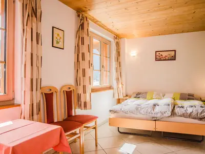 Schlafzimmer 2