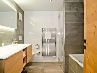Badezimmer 2