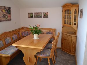 22356843-Ferienwohnung-4-Gröbming-300x225-4