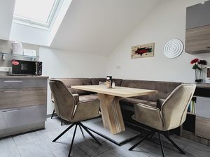 24052732-Ferienwohnung-6-Gröbming-300x225-1