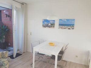 22297069-Ferienwohnung-3-Grömitz-300x225-4