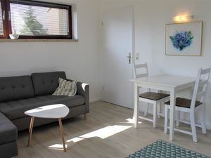 22290945-Ferienwohnung-4-Grömitz-300x225-2