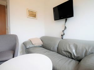 22292617-Ferienwohnung-2-Grömitz-300x225-1