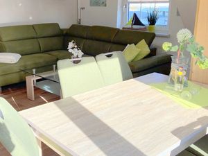 23920603-Ferienwohnung-4-Grömitz-300x225-1