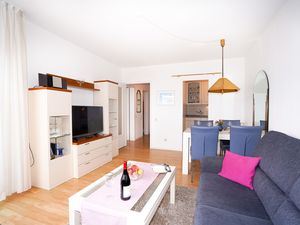 23473862-Ferienwohnung-4-Grömitz-300x225-3