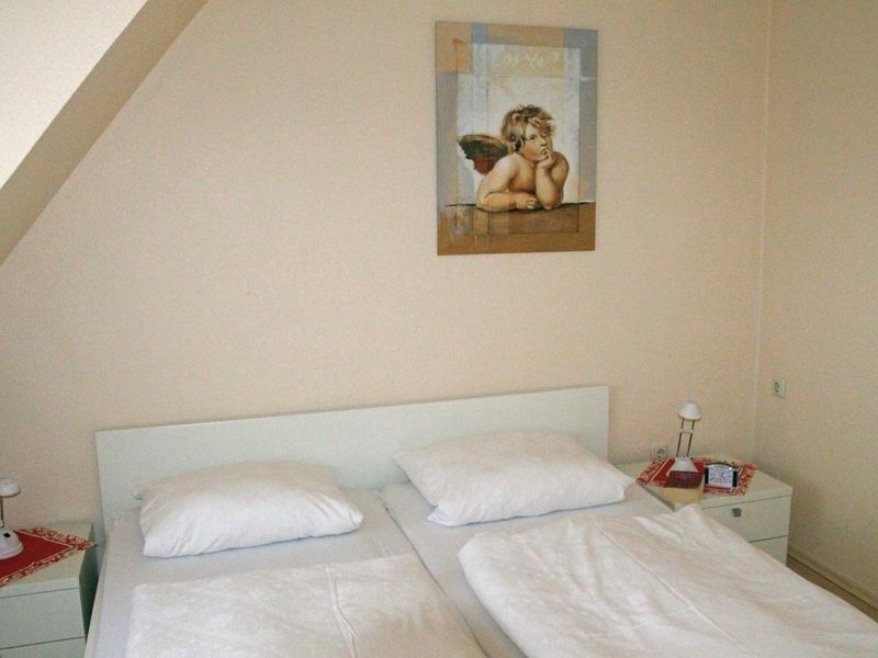 23669941-Ferienwohnung-2-Grömitz-800x600-2