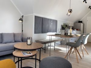 23177937-Ferienwohnung-4-Grömitz-300x225-4