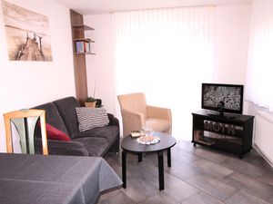 23955196-Ferienwohnung-3-Grömitz-300x225-0