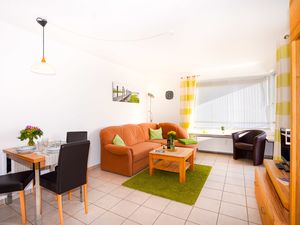 23513855-Ferienwohnung-3-Grömitz-300x225-2