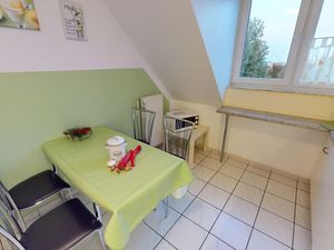 319714-Ferienwohnung-6-Grömitz-300x225-5